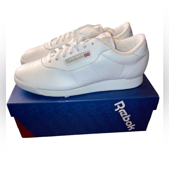 Reebok Princess White White Womens Trainers size 9.5 New in Box - Picture 2 of 7